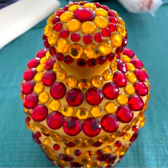 Hand decorated jar with cover embellished with ornaments. Gold Red and Yellow - Picture 4 of 7